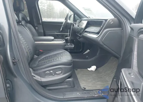 2024 Rivian R1T Adventure Dual Motor Large Pack/Adventure Dual Motor Perf Large Pack from USA, damaged, VIN 7FCTGBAA3RN033144